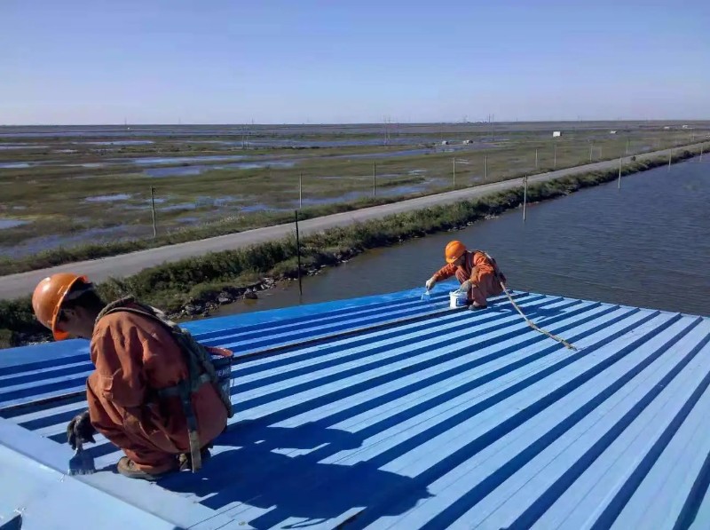 华容钢结构屋面漏水原因